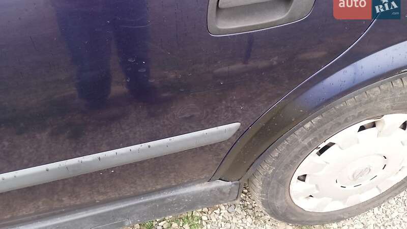 Универсал Opel Astra 2003 в Коломые