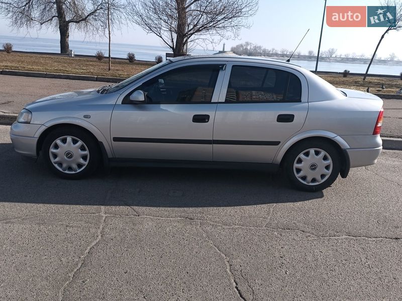 Седан Opel Astra 2002 в Черкассах фото Седан Opel Astra 2002 в Черкассах
