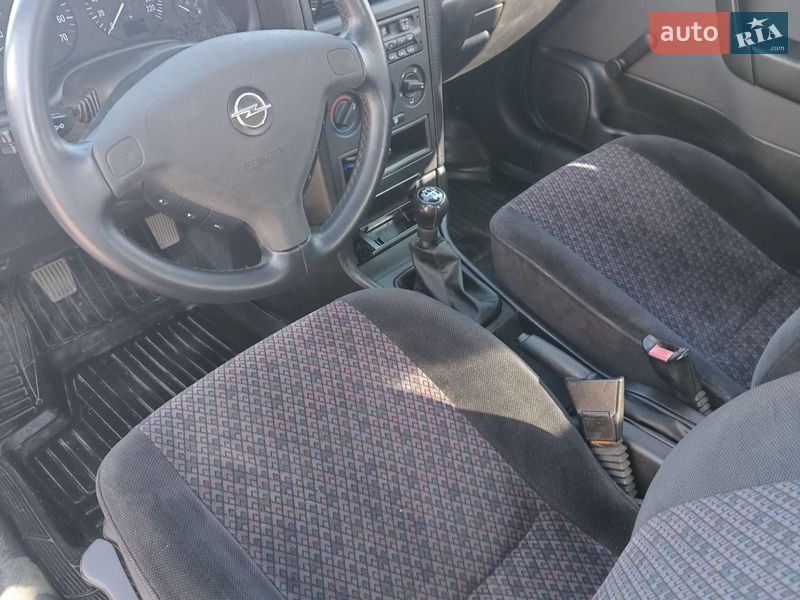 Седан Opel Astra 2002 в Черкассах фото 11 Седан Opel Astra 2002 в Черкассах
