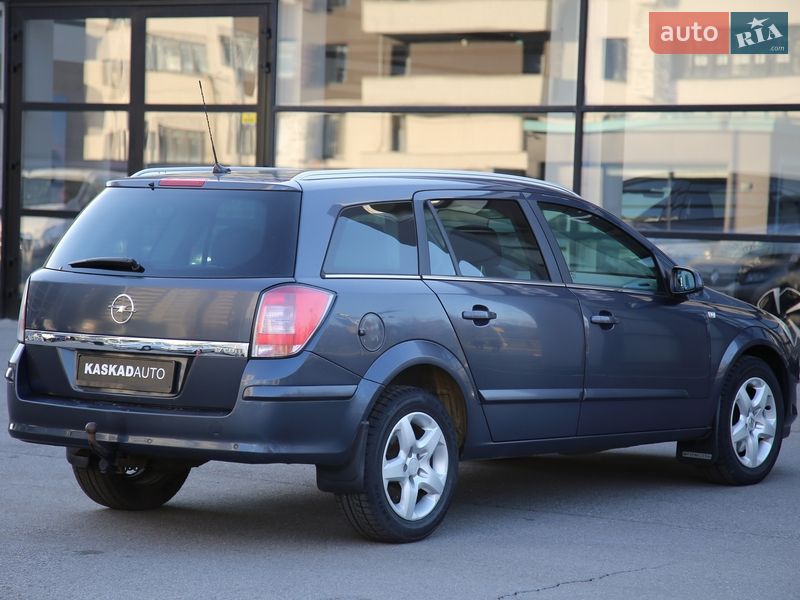 Универсал Opel Astra 2008 в Харькове