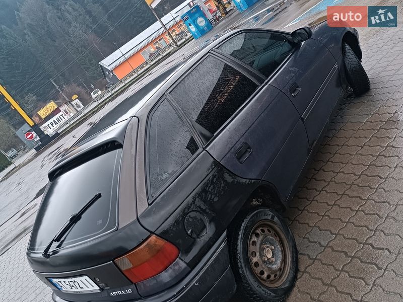 Хэтчбек Opel Astra 1995 в Сколе фото 4 Хэтчбек Opel Astra 1995 в Сколе