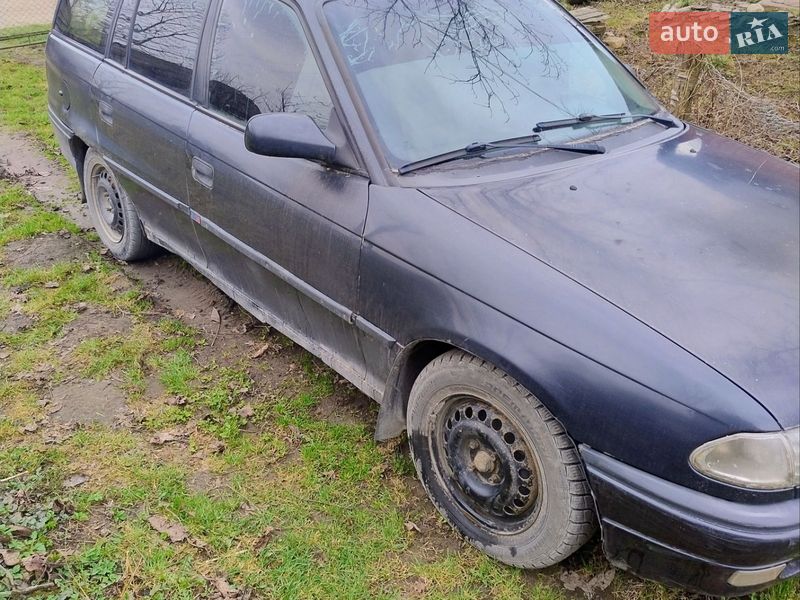 Универсал Opel Astra 1997 в Ивано-Франковске