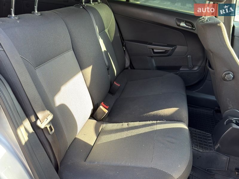 Универсал Opel Astra 2009 в Кривом Роге фото 16 Универсал Opel Astra 2009 в Кривом Роге