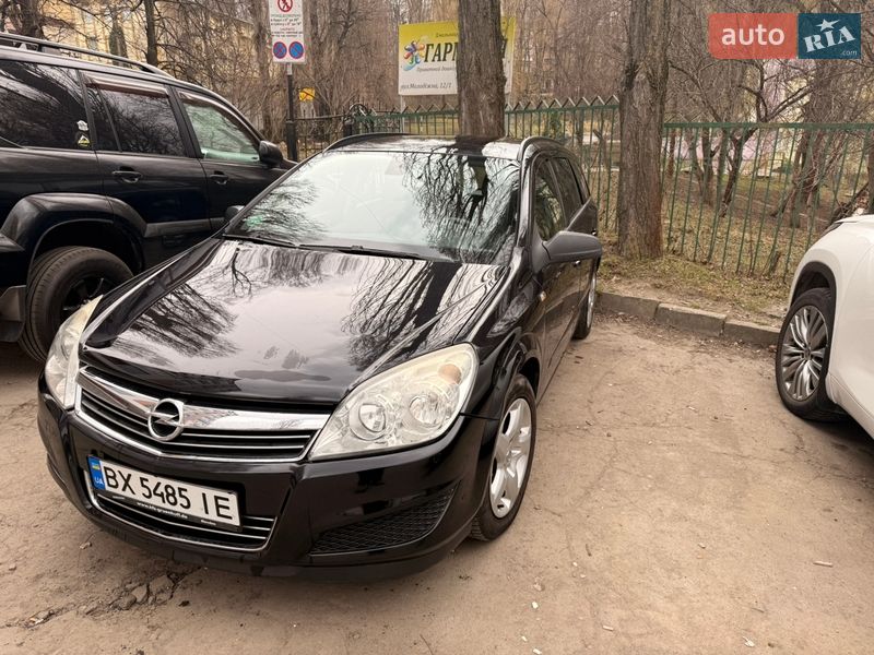 Універсал Opel Astra 2008 в Хмельницькому