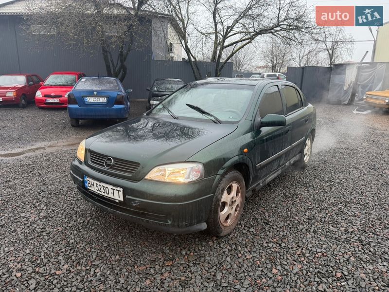 Хэтчбек Opel Astra 2000 в Одессе