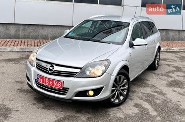 Універсал Opel Astra 2010 в Білій Церкві