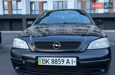 Седан Opel Astra 2007 в Ровно