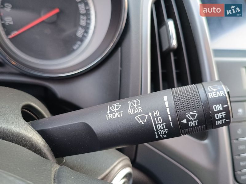 Універсал Opel Astra 2015 в Павлограді