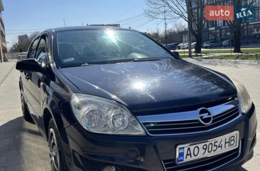 Хетчбек Opel Astra 2007 в Ужгороді