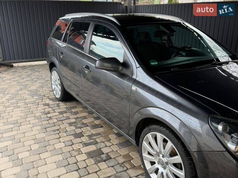 Універсал Opel Astra 2009 в Вінниці
