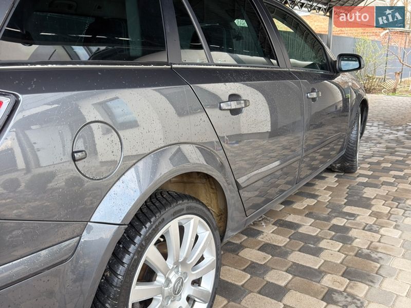 Універсал Opel Astra 2009 в Вінниці