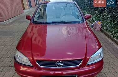 Хэтчбек Opel Astra 2000 в Ужгороде