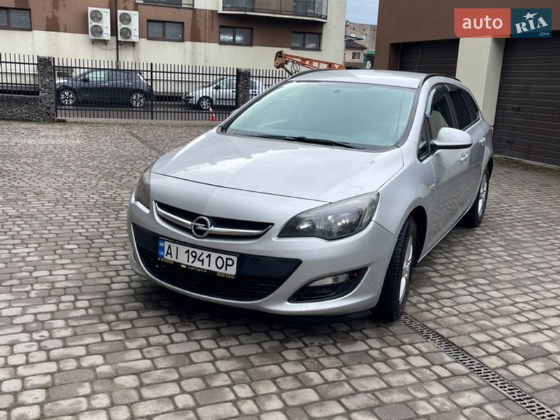Opel Astra 2013