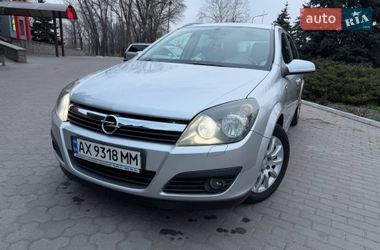 Универсал Opel Astra 2006 в Павлограде