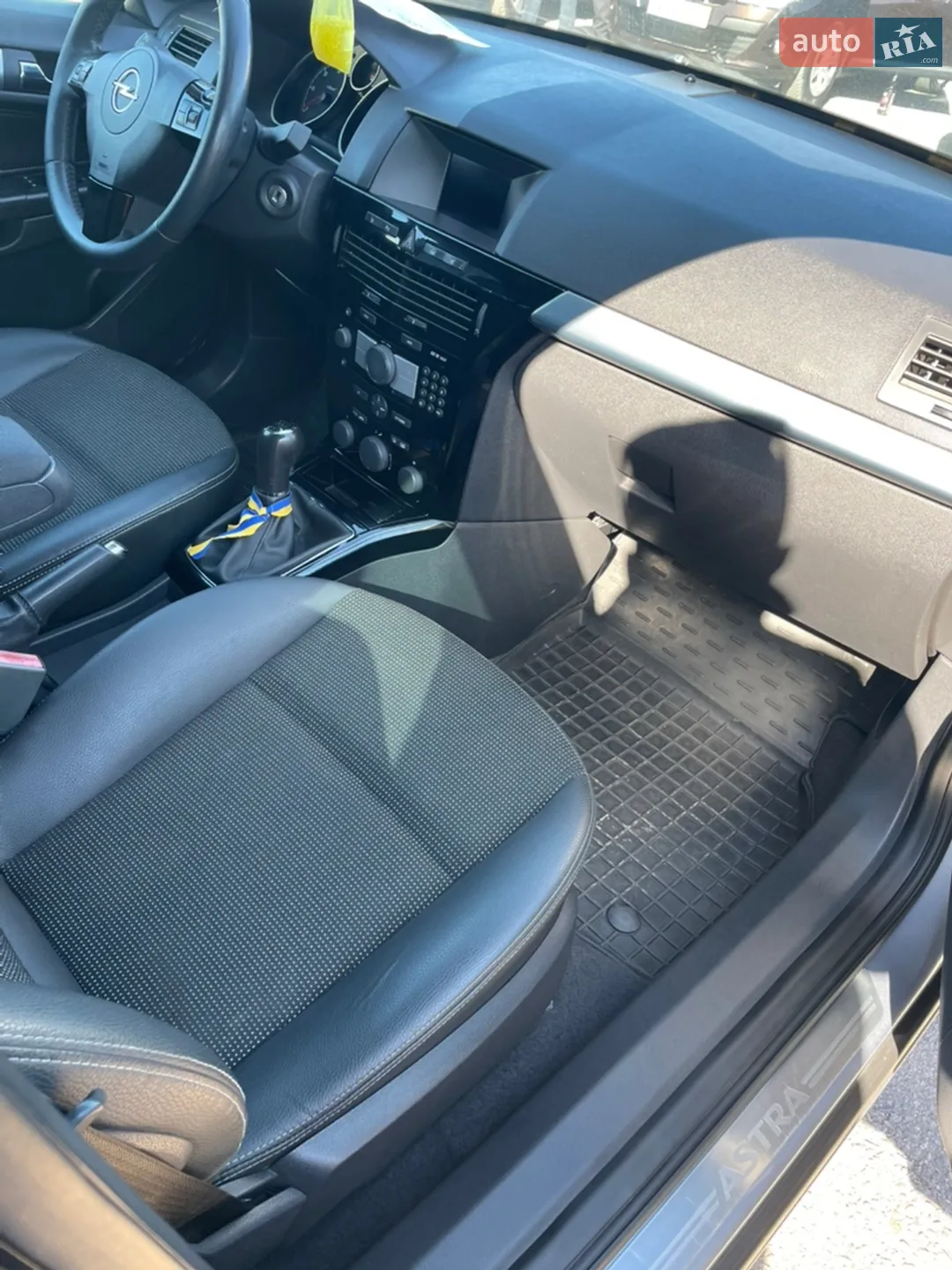 2010 Opel Astra - мініатюра 13