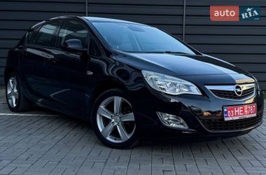 Хетчбек Opel Astra 2011 в Черкасах
