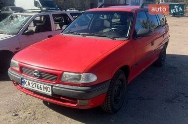 Универсал Opel Astra 1996 в Киеве
