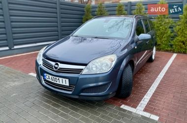 Універсал Opel Astra 2009 в Черкасах