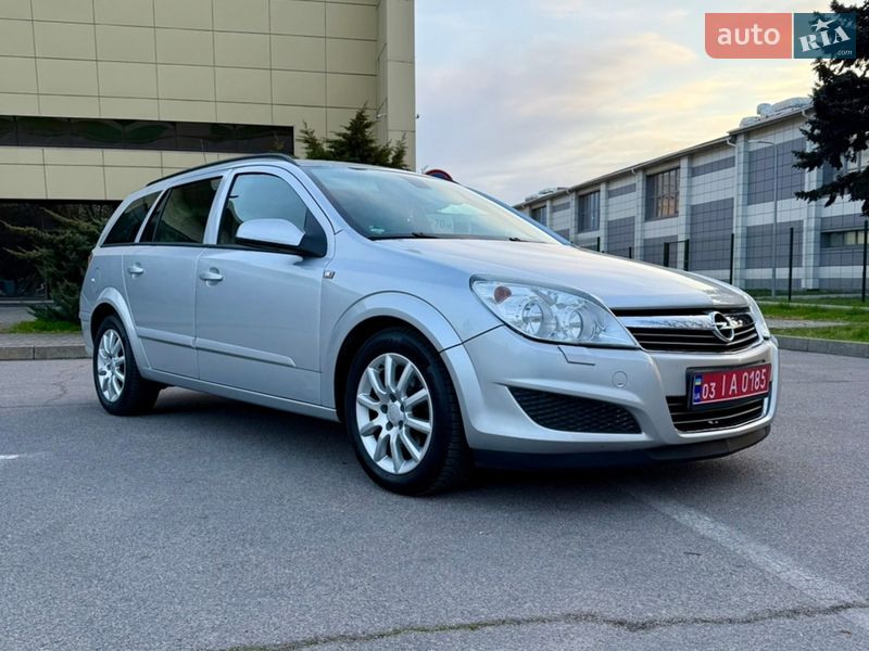 Opel Astra 2010