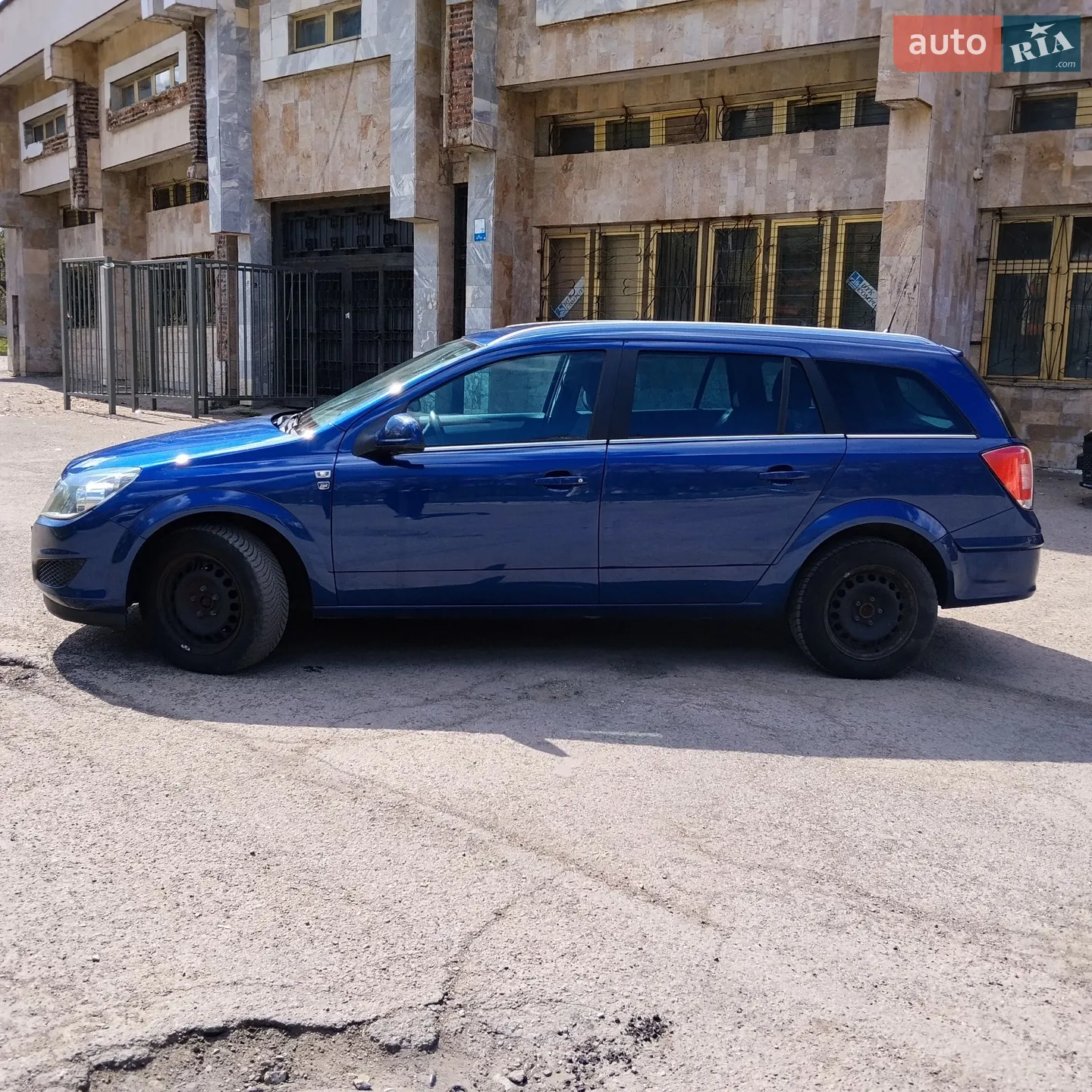 2010 Opel Astra - мініатюра 6