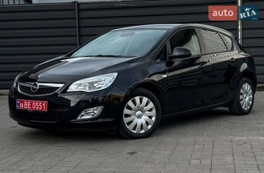 Хетчбек Opel Astra 2011 в Черкасах