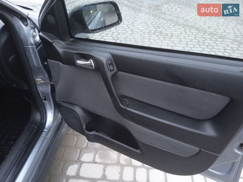 Седан Opel Astra 2007 в Гусятине фото 35 Седан Opel Astra 2007 в Гусятине