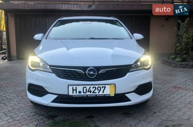 Універсал Opel Astra 2021 в Ужгороді