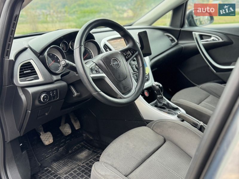 Універсал Opel Astra 2013 в Хусті фото 6 Універсал Opel Astra 2013 в Хусті