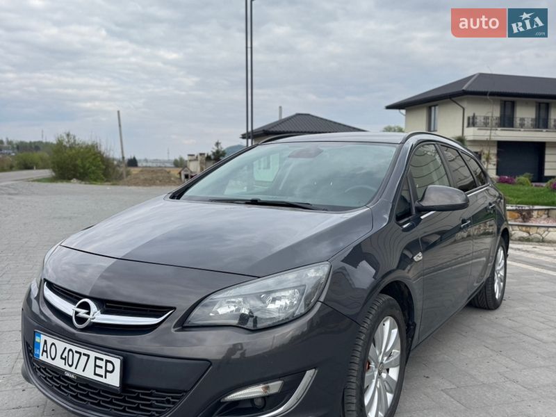 Універсал Opel Astra 2013 в Хусті фото 2 Універсал Opel Astra 2013 в Хусті