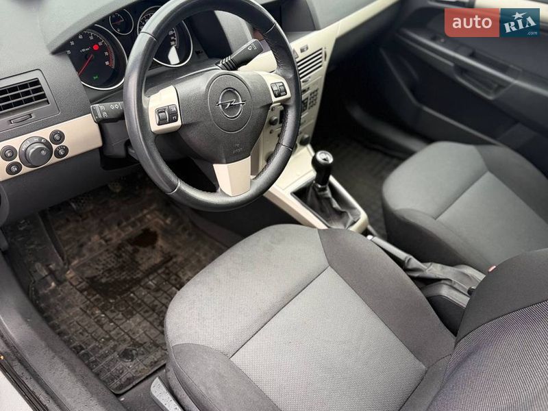 Хэтчбек Opel Astra 2007 в Полтаве фото 12 Хэтчбек Opel Astra 2007 в Полтаве