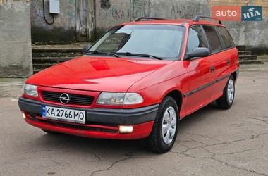 Універсал Opel Astra 1996 в Обухові