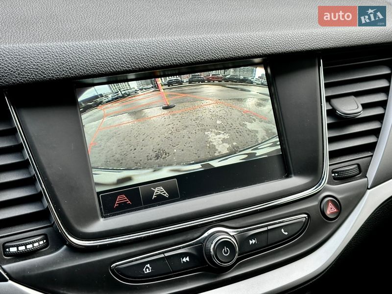 Хэтчбек Opel Astra 2018 в Киеве