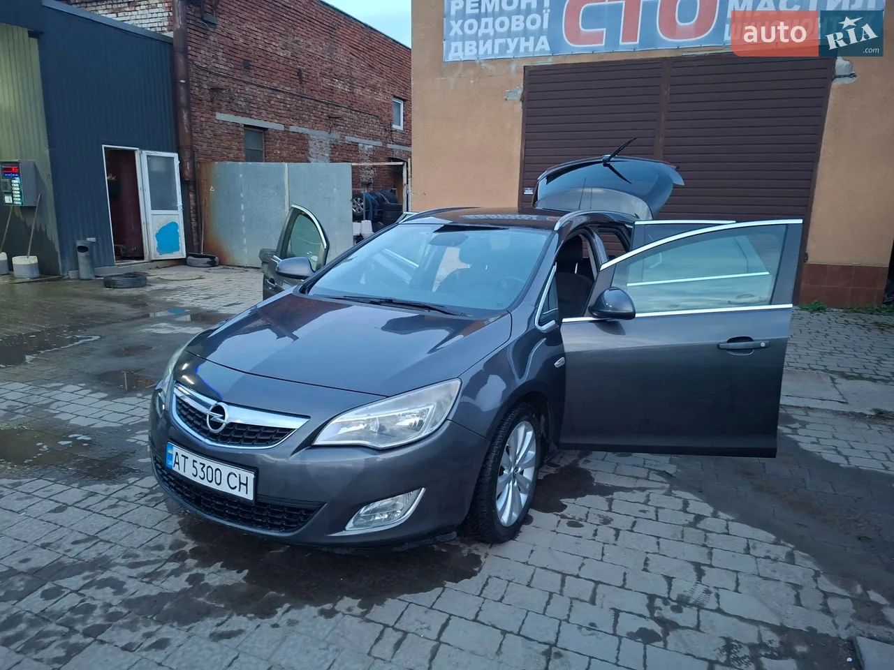 2011 Opel Astra - мініатюра 25
