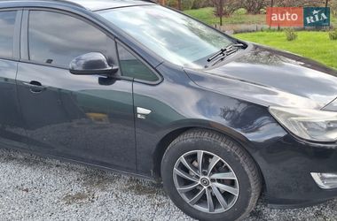 Универсал Opel Astra 2012 в Днепре