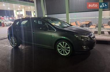 Хетчбек Opel Astra 2010 в Шептицькому