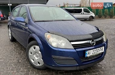 Хэтчбек Opel Astra 2006 в Коростышеве