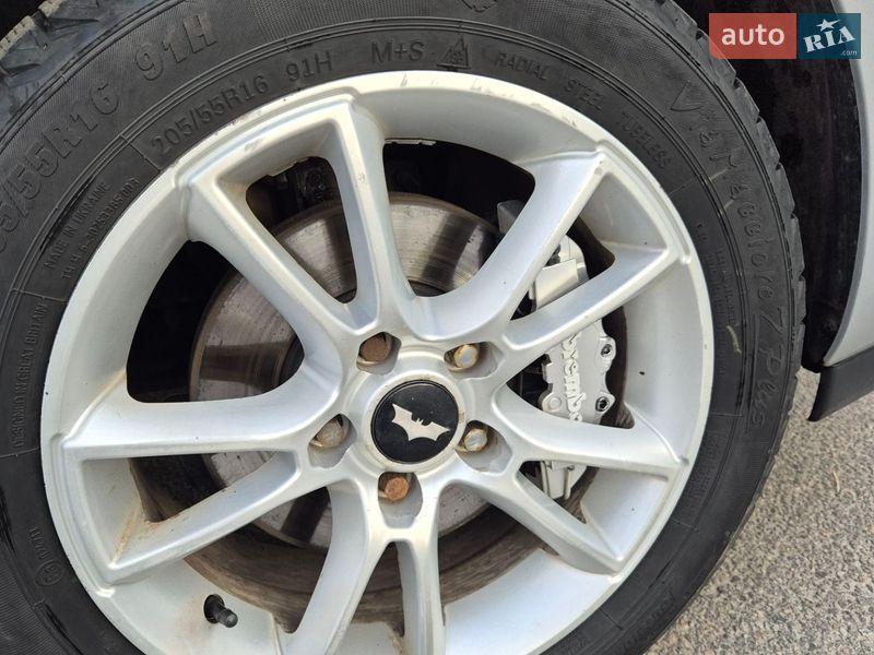 Седан Opel Astra 2011 в Харкові