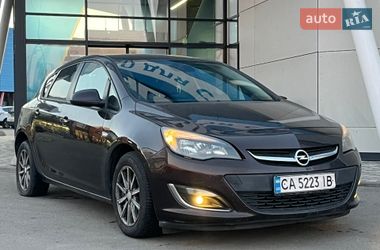 Хэтчбек Opel Astra 2012 в Киеве