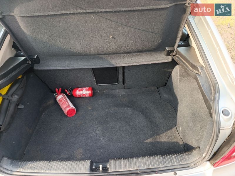 Хэтчбек Opel Astra 2001 в Ровно