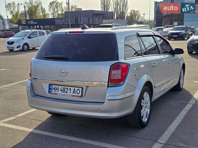 Универсал Opel Astra 2009 в Одессе
