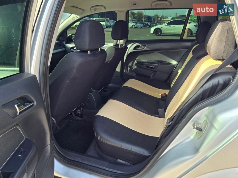 Универсал Opel Astra 2009 в Одессе