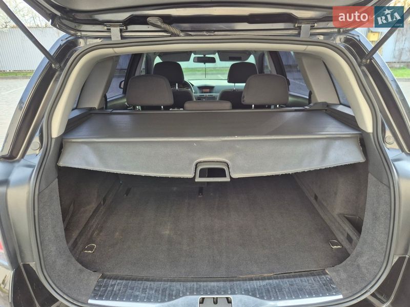 Универсал Opel Astra 2006 в Ивано-Франковске