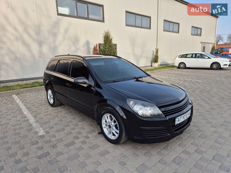 Универсал Opel Astra 2006 в Ивано-Франковске
