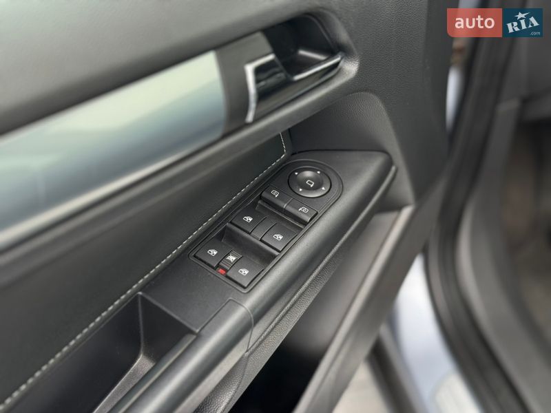 Универсал Opel Astra 2009 в Дубно