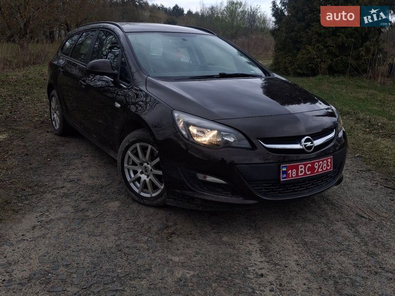 Універсал Opel Astra 2012 в Мізочі