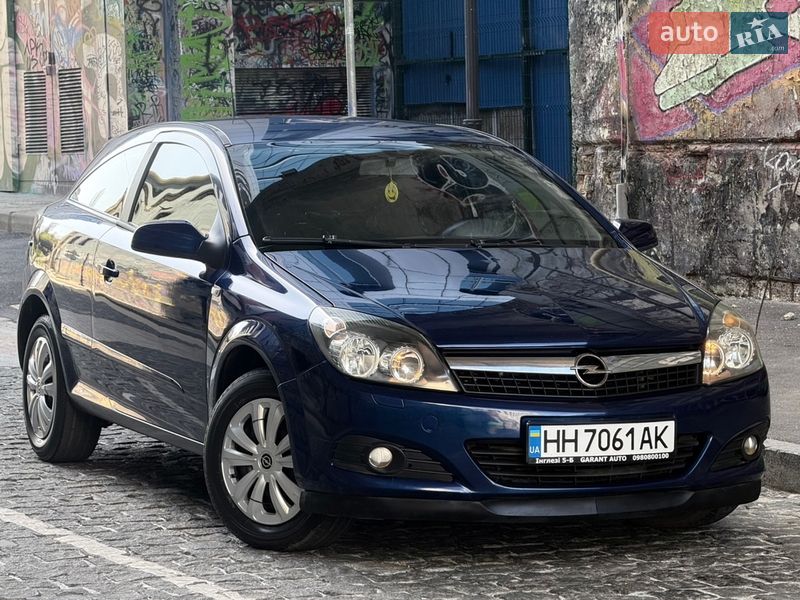 Купе Opel Astra 2008 в Одессе