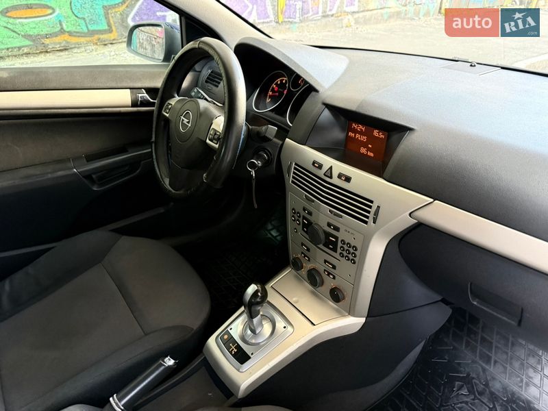 Купе Opel Astra 2008 в Одессе
