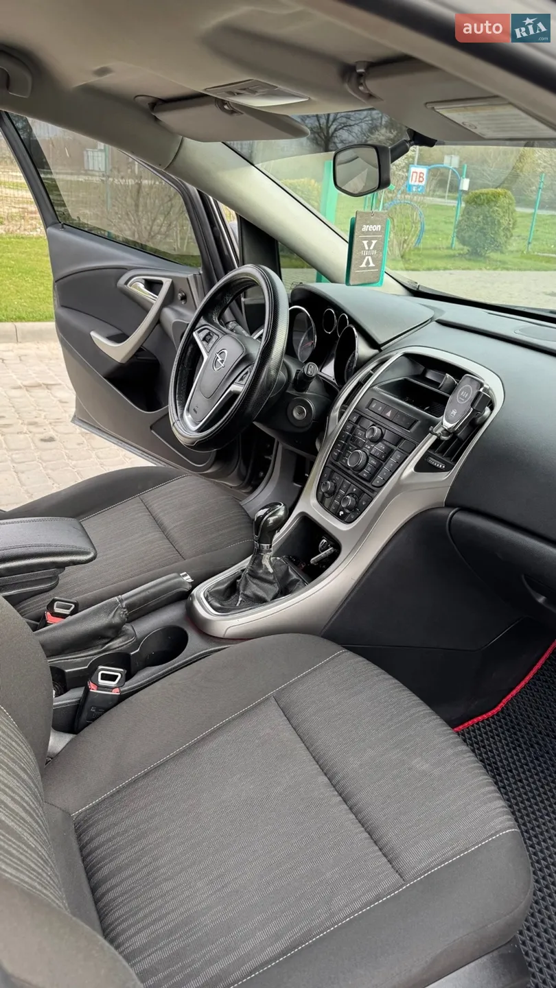 2011 Opel Astra - мініатюра 10