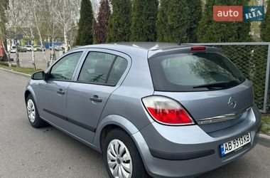 Хэтчбек Opel Astra 2004 в Смеле