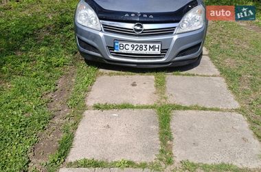 Универсал Opel Astra 2008 в Черновцах